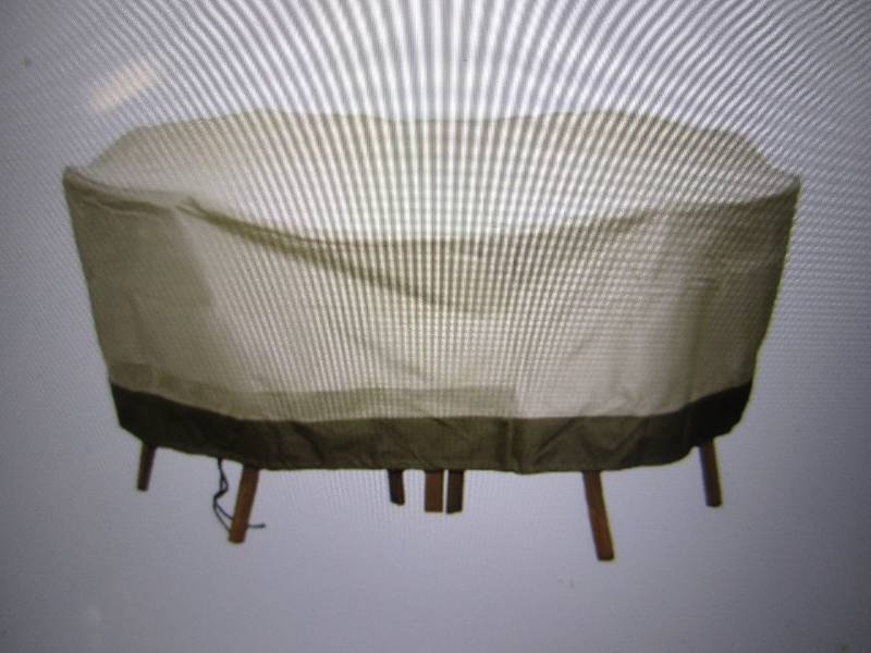 lot 50 image: Patio Armor Deluxe Round Table and ...