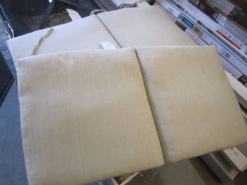 lot 89 image: Pair of Hampton Bay Patio Chair Cus...
