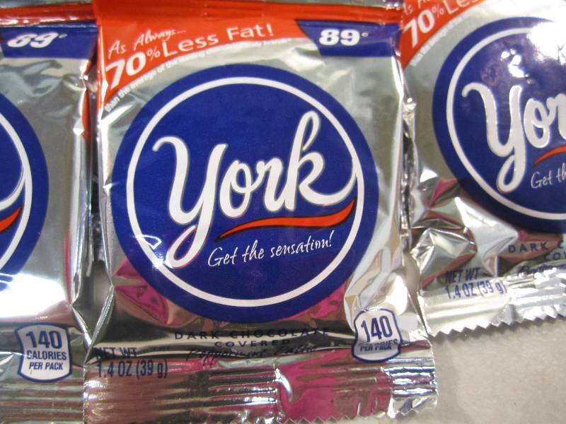 lot 111 image: Lot of 18 York Peppermint Patties B...