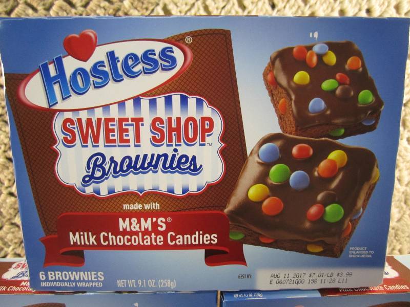 lot 125 image: Lot of 6 Boxes Hostess Sweet Shop B...