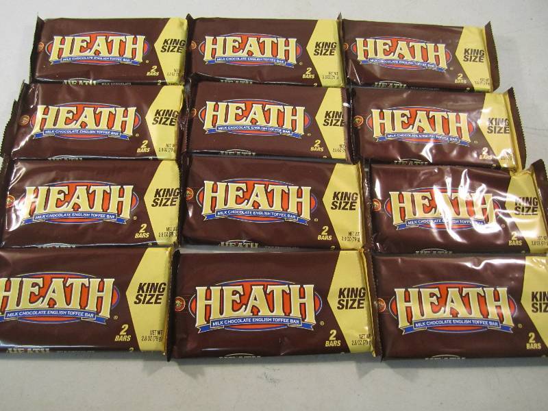 lot 163 image: Lot of 12 King Size Heath Candy Bar...