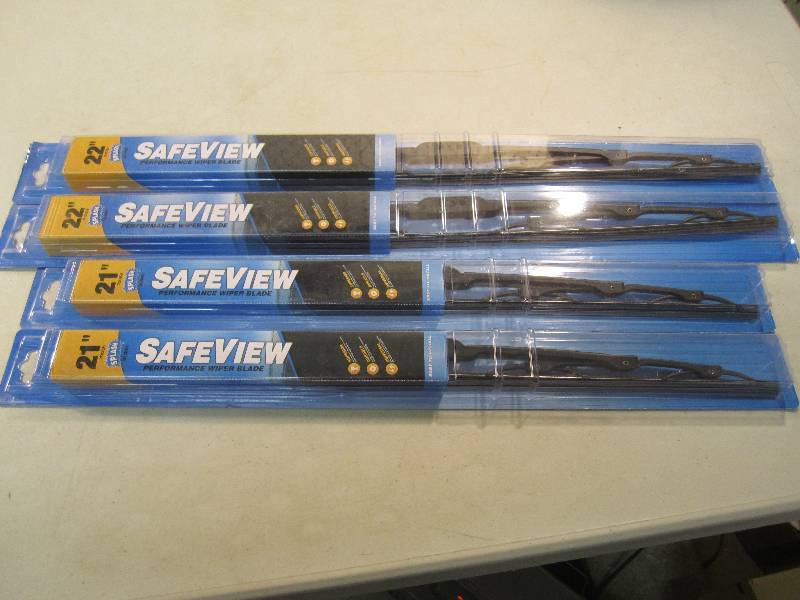lot 169 image: Mix Lot of 4 Winsheild Wipers 2 - 2...