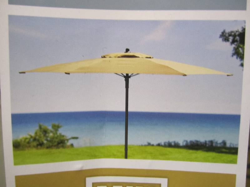 lot 180 image: Hampton Bay 7.5 foot Push-Up Patio ...