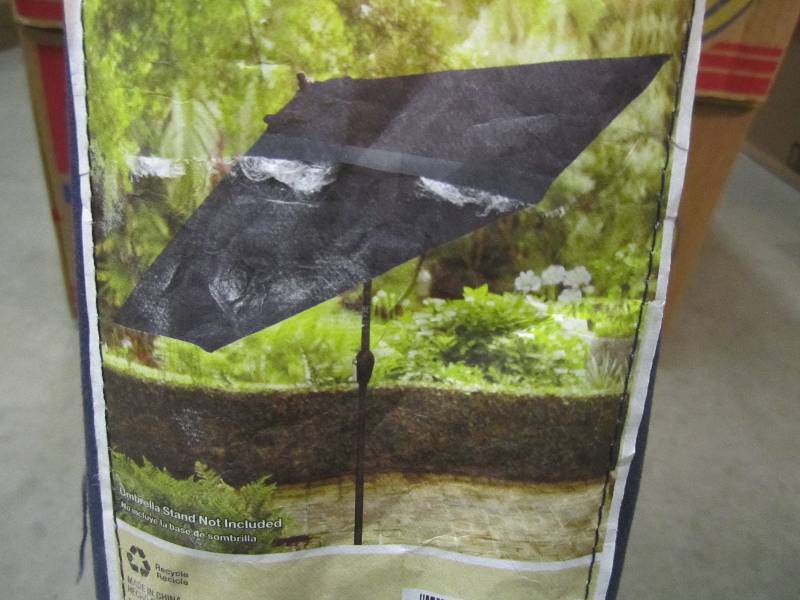 lot 189 image: Hampton Bay 9 ft Tilting Patio Umbr...