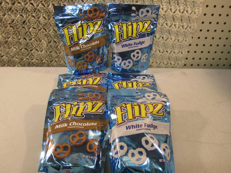 lot 208 image: Mixed Lot of 6 Bags Flipz Milk Choc...