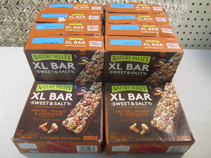 lot 234 image: Lot of 10 Boxes Nature Valley XL Ba...