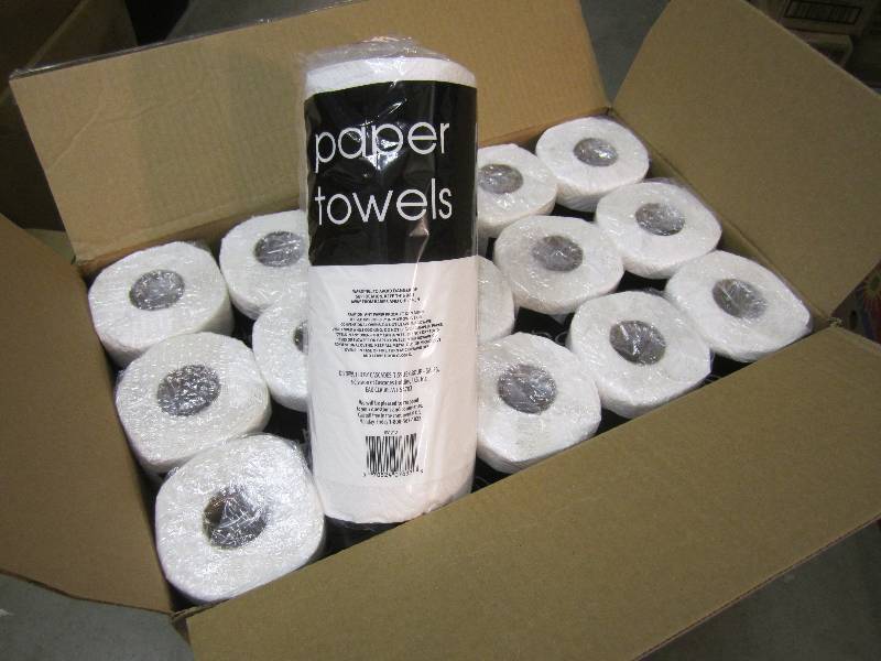 lot 242 image: Case of 30 Rolls Paper Towels ...