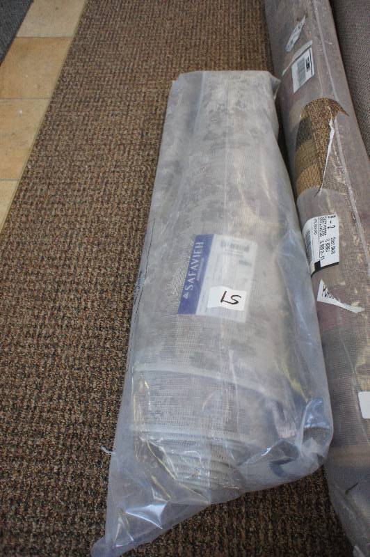 lot 51 image: BRAND NEW- Safavieh Adirondack Collection ADR115M Light Grey and Purple Contemporary Floral Runner (26 x 10)