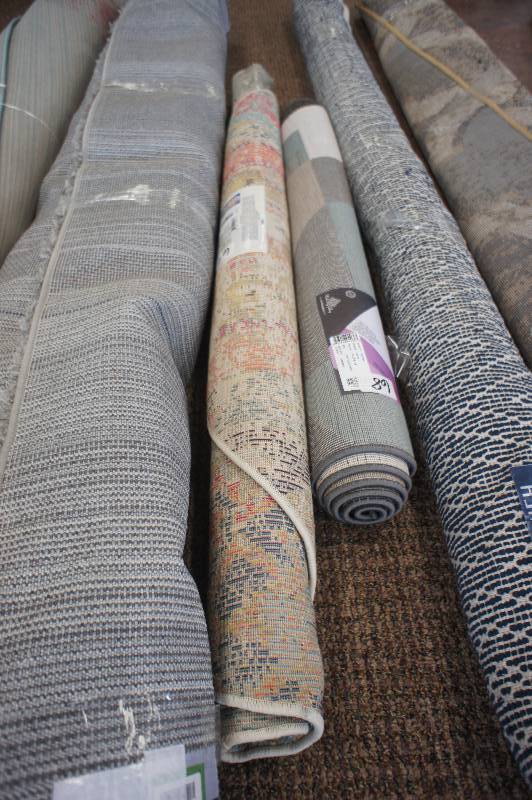 lot 67 image: BRAND NEW- Safavieh Monaco Collection MNC222F Modern Bohemian Multicolored Distressed Round Rug (5 Diameter)