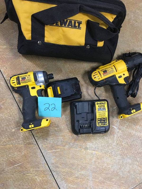 lot 22 image: DeWalt 20 Volt MAX Cordless Lithium-Ion Drill Driver and Impact Driver Kit in working conditions