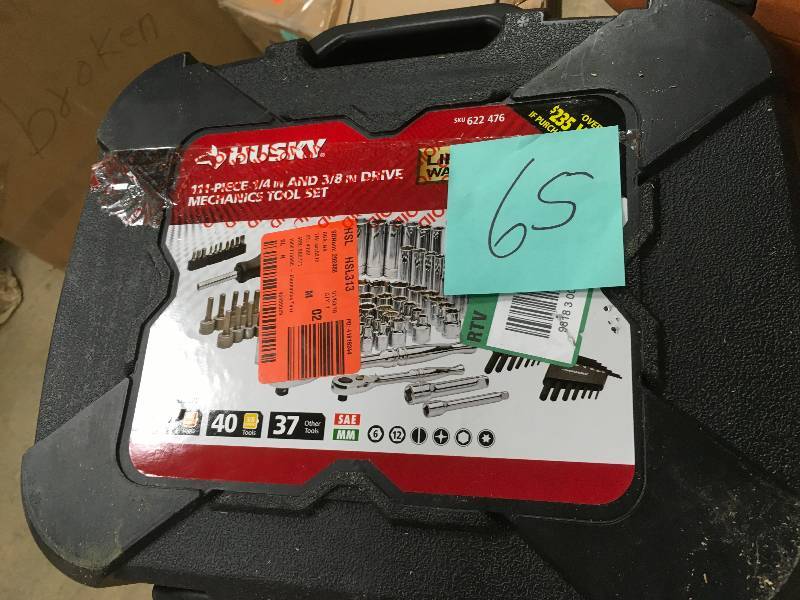 lot 65 image: Husky 111 Piece 14 in. and 38 in. Drive Mechanics Tool Set not used