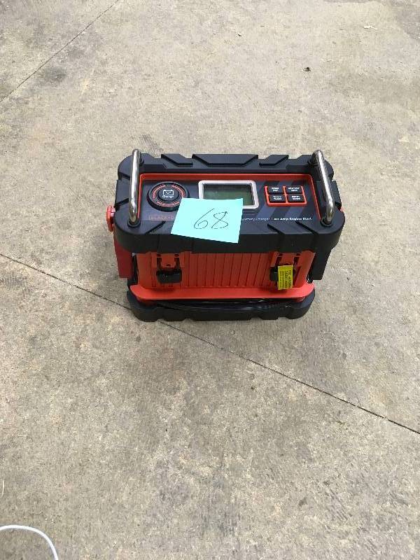 lot 68 image: Black & Decker 15 Amp Bench Battery Charger with Engine Start Timer not used