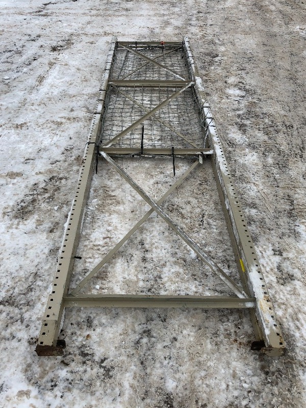 lot 13 image: Lot Of (2) 4x18 Commercial Pallet...