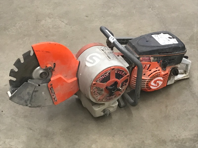 lot 24 image: IQ PC-912 Commercial Gas-Powered Co...