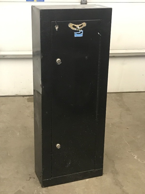 lot 33 image: 60 Steel Gun Security Cabinet, Key...