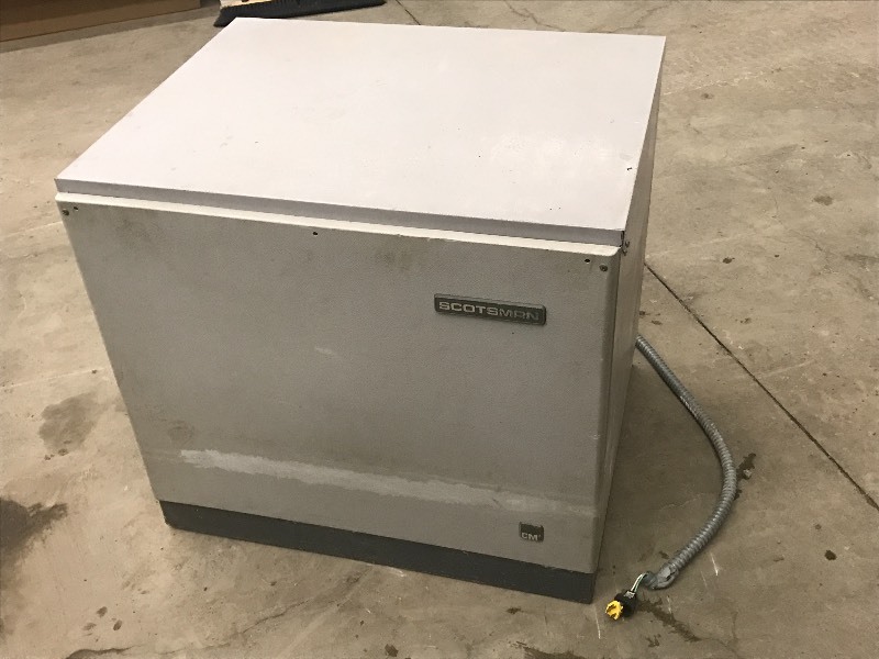 lot 34 image: Scotsman Model CME256WE-IC Commerci...