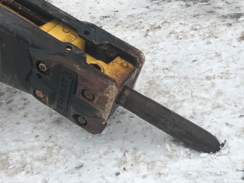 lot 1 image: Stanley Skid Loader Jack Hammer