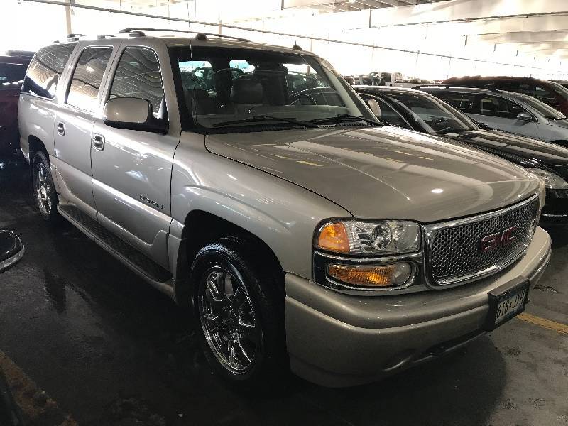 2005 GMC Yukon Denali AWD