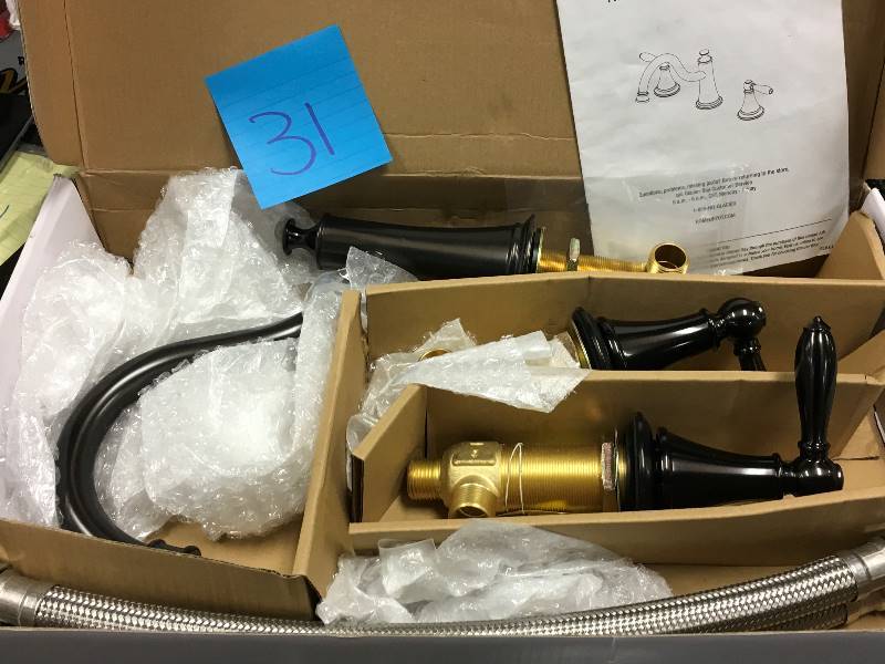 Glacier Bay Varina 2-Handle Deck-Mount Roman Tub Faucet in Oil Rubbed Bronze box not used