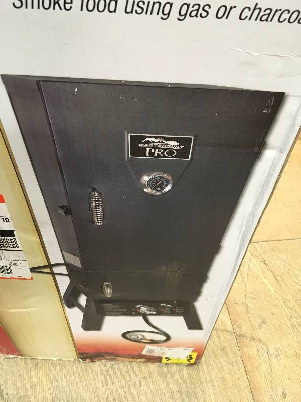MasterCraft Dual Fuel Smoker open box not used