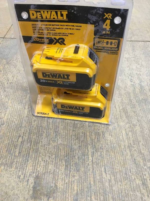 DeWalt 20 Volt MAX Lithium-Ion Battery Pack with Fuel Gauge new