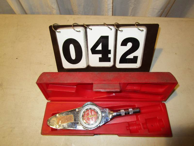 lot 42 image: Snap-On Torqometer