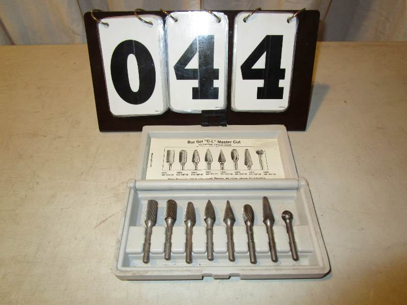 lot 44 image: Metal Removal Carbide Bur Set