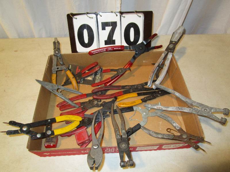 lot 70 image: Hex Keys & Wrenches