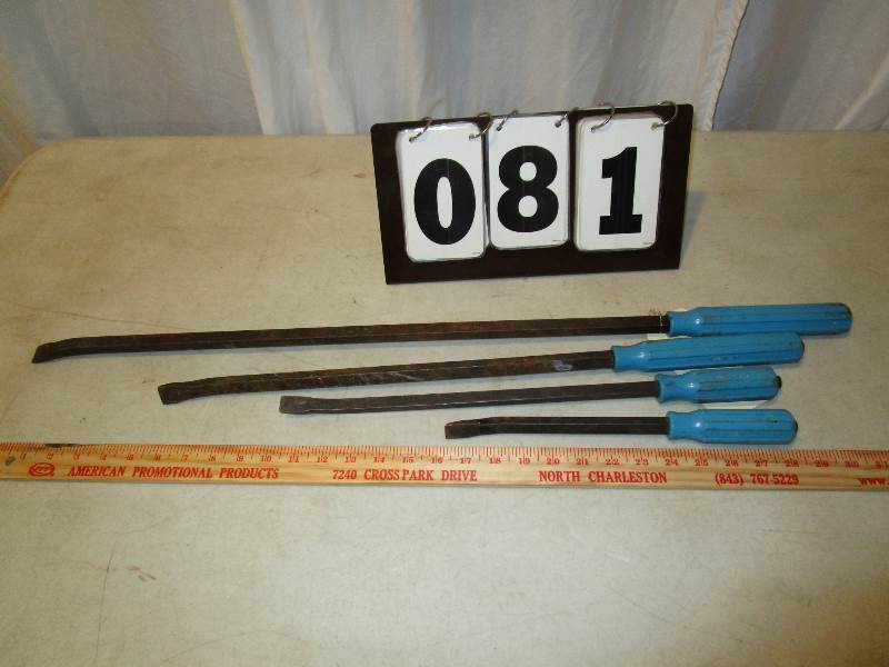 lot 81 image: Pry Bars
