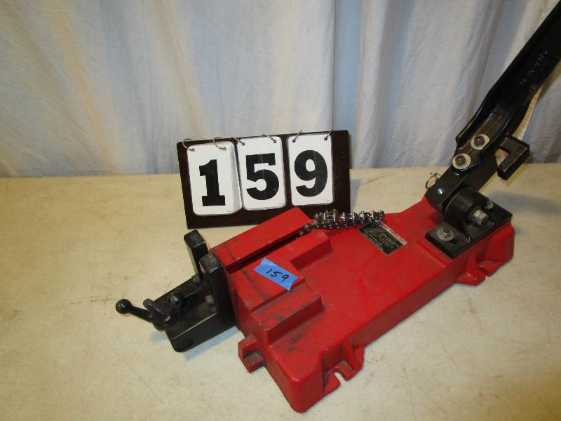 lot 159 image: Milwaukee Band Saw Table