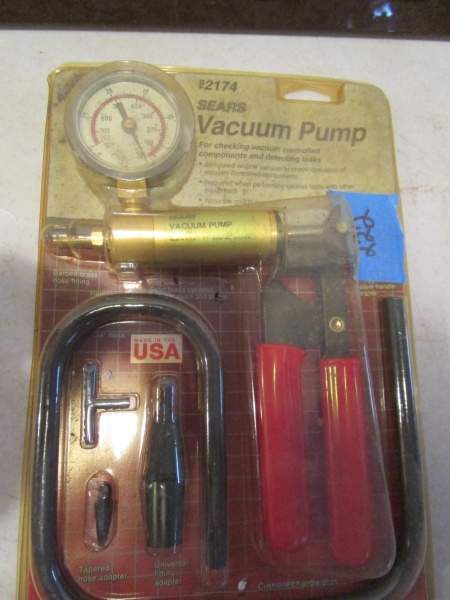 lot 221 image: HT-Mould Pipe Cutters