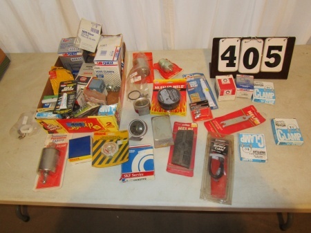 lot 405 image: Assortment of Auto Parts