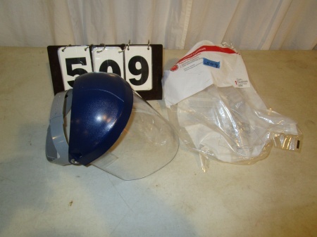 lot 509 image: 3M Profession Face Shield