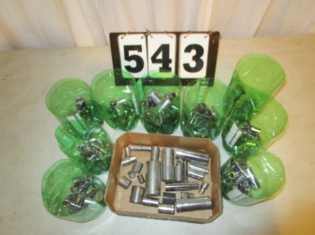 lot 543 image: Craftsman Sockets