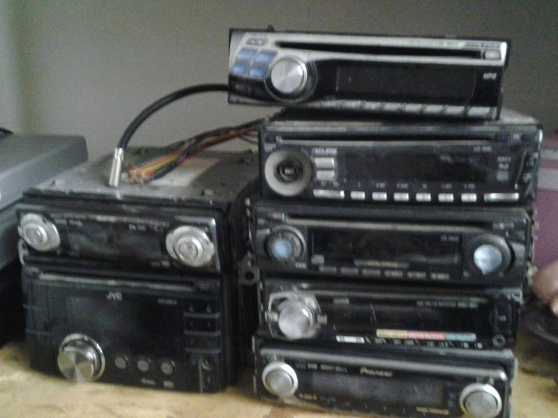 lot 29 image: 7-Car Stereos (JVC, Eclipse, Alpine, Pioneer)
