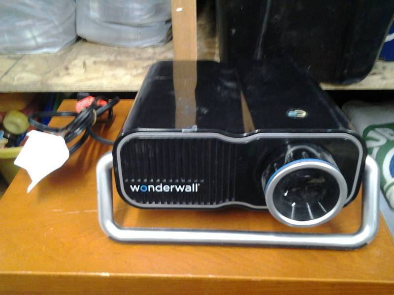 lot 33 image: Discovery Wonder Wall Projector (Powers Up)