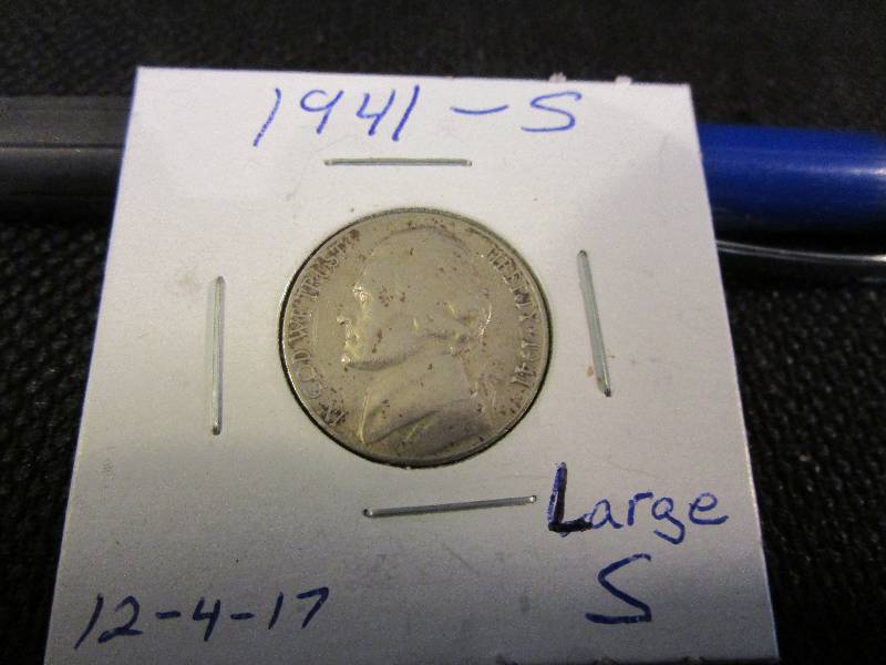 lot 26 image: Coins