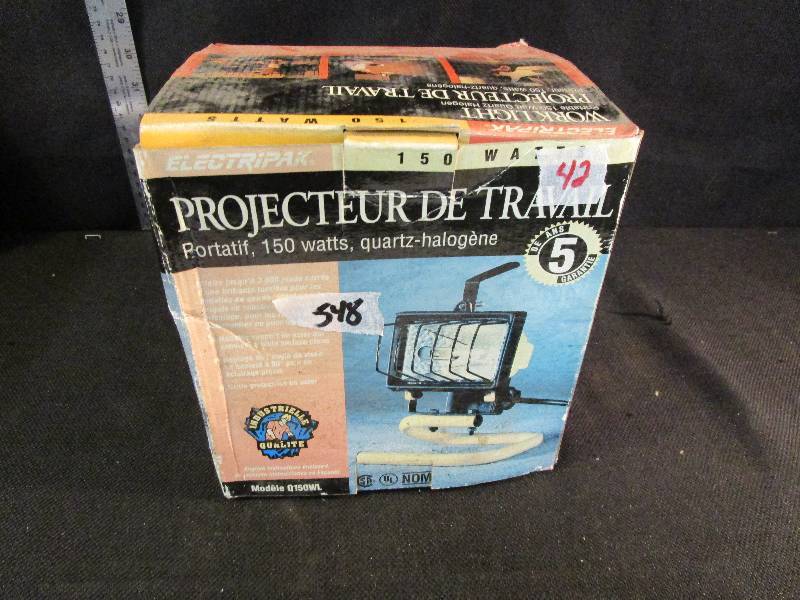 lot 42 image: Halogen Lamp work light
