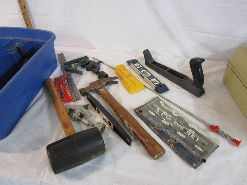 lot 81 image: Assorted Tools and Carrier