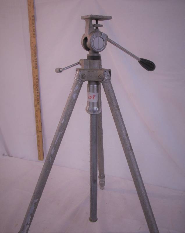 lot 108 image: Tripod