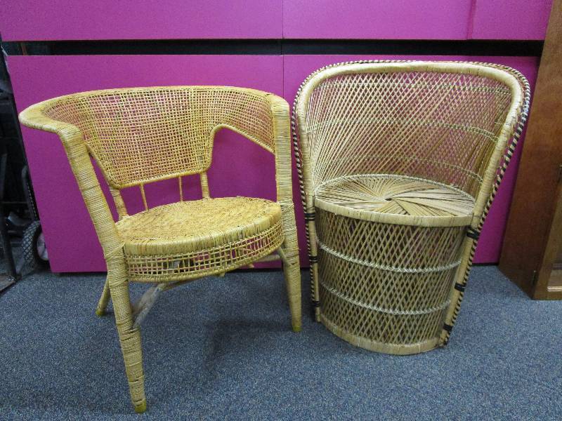 lot 138 image: Wicker Chairs