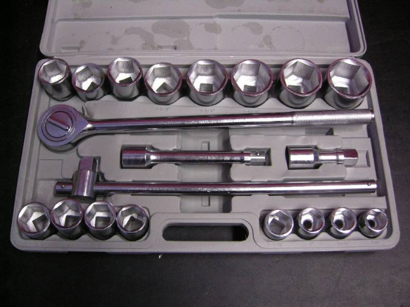 Heavy Duty 34 dr Socket Wrench Set