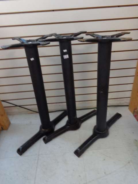 lot 65 image: 3 Metal Table Legs