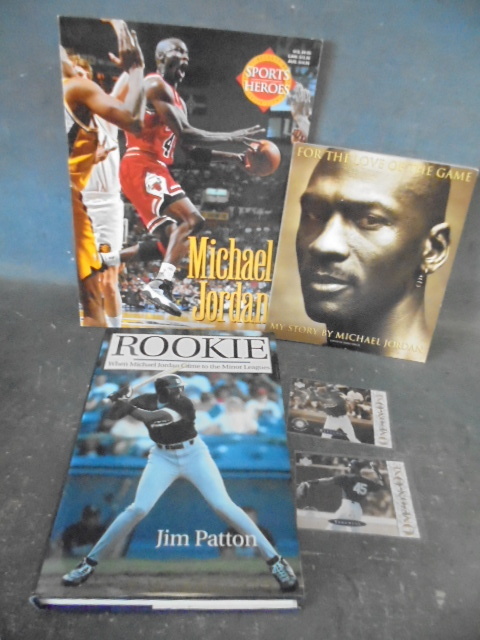 lot 28 image: Chicago Sports Books
