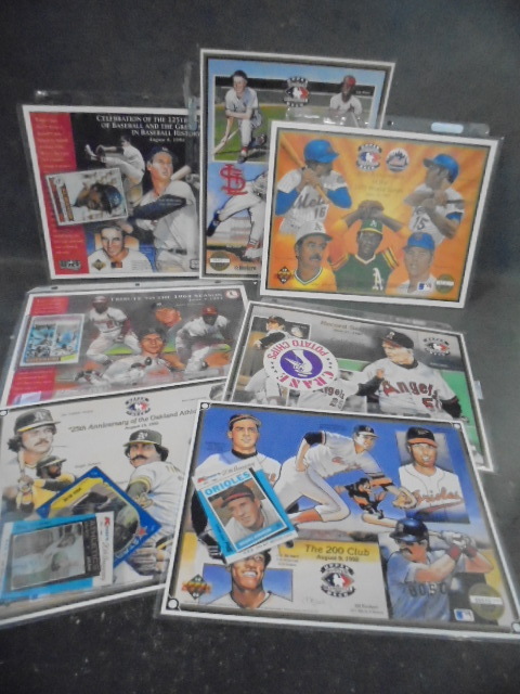 lot 33 image: Upper Deck 11 x 8 12 Cards with Regular Cards