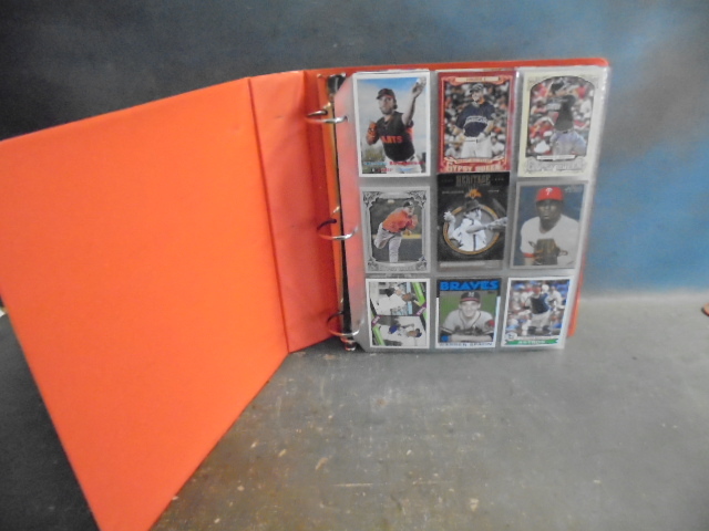 lot 40 image: Binder of Baseball Cards