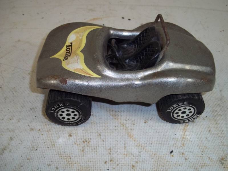 lot 60 image: Vintage Tonka Convertible Toy Car