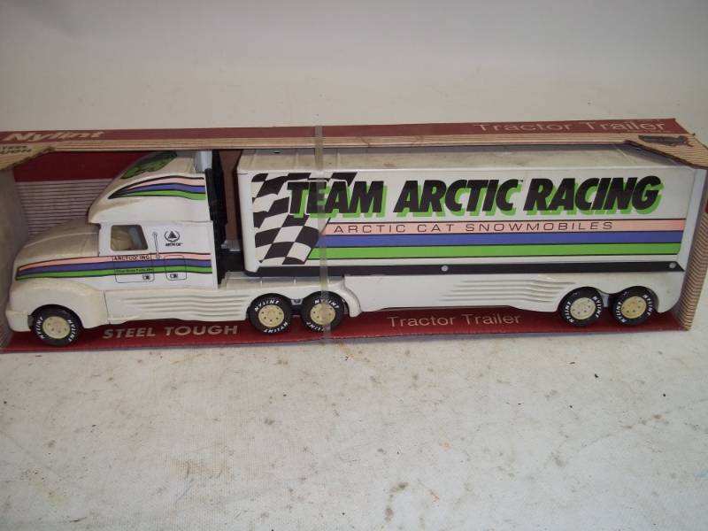 lot 63 image: Team Arctic Racing Semi Truck in box