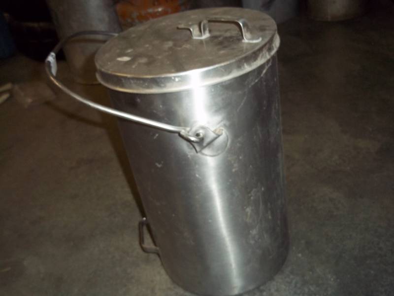 lot 68 image: Stainless steel milk pail with lid