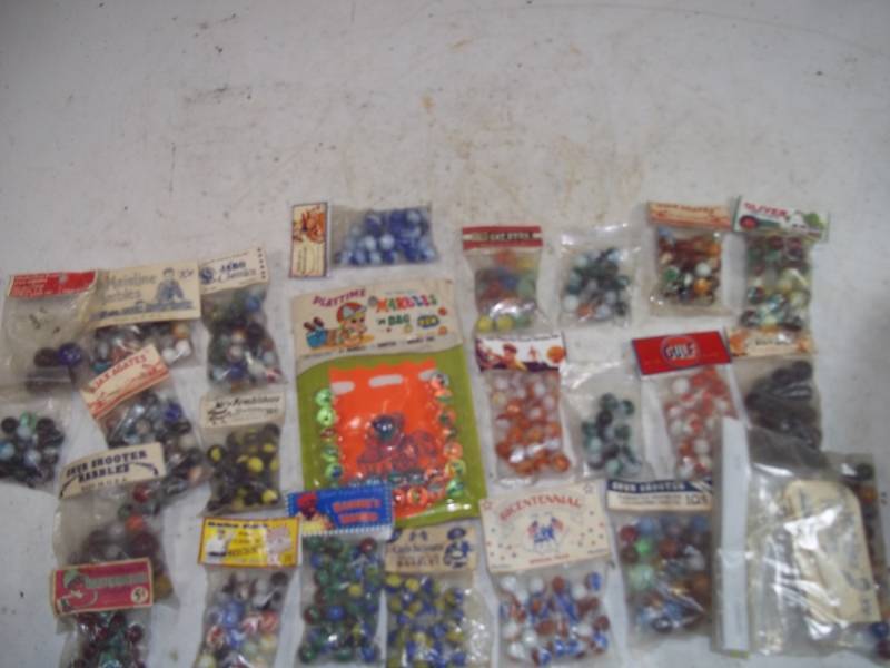 lot 99 image: Vintage Marbles